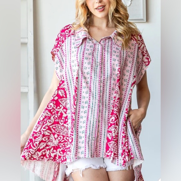 Oli & Hali Tops - Brand New! Oli & Hali Something Like That Pieced Pink Printed Blouse Size L